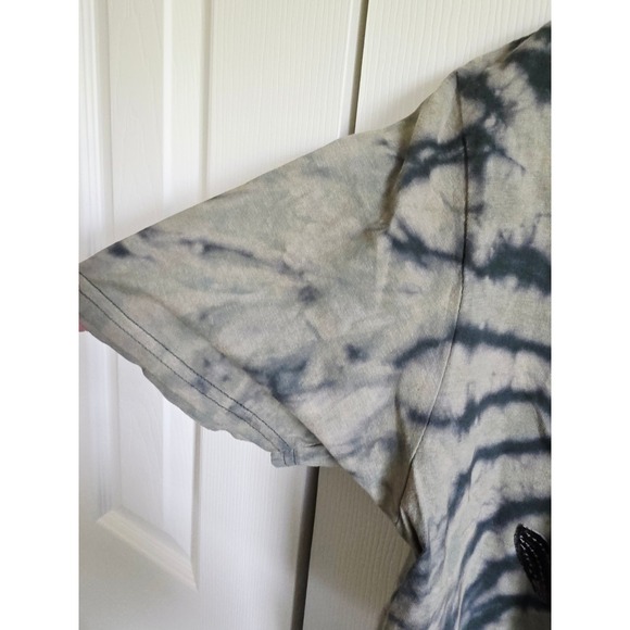 The Tiny Tee Chip & Dale Cropped Tie Dye Sequin T-Shirt Top Women's Large Camo - Picture 6 of 9